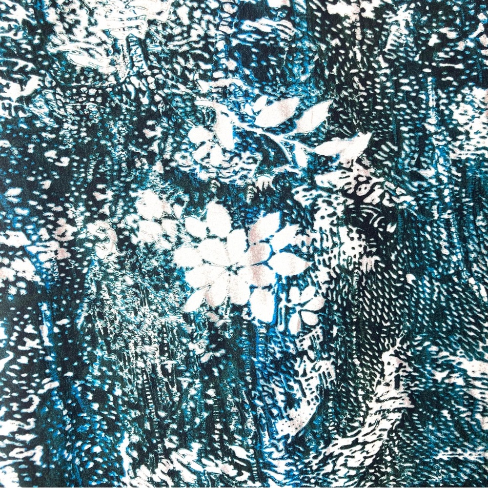 Lululemon Women's Top Seek The Heat Short Sleeve Shirt Teal 2 Mesh Back - Picture 8 of 11